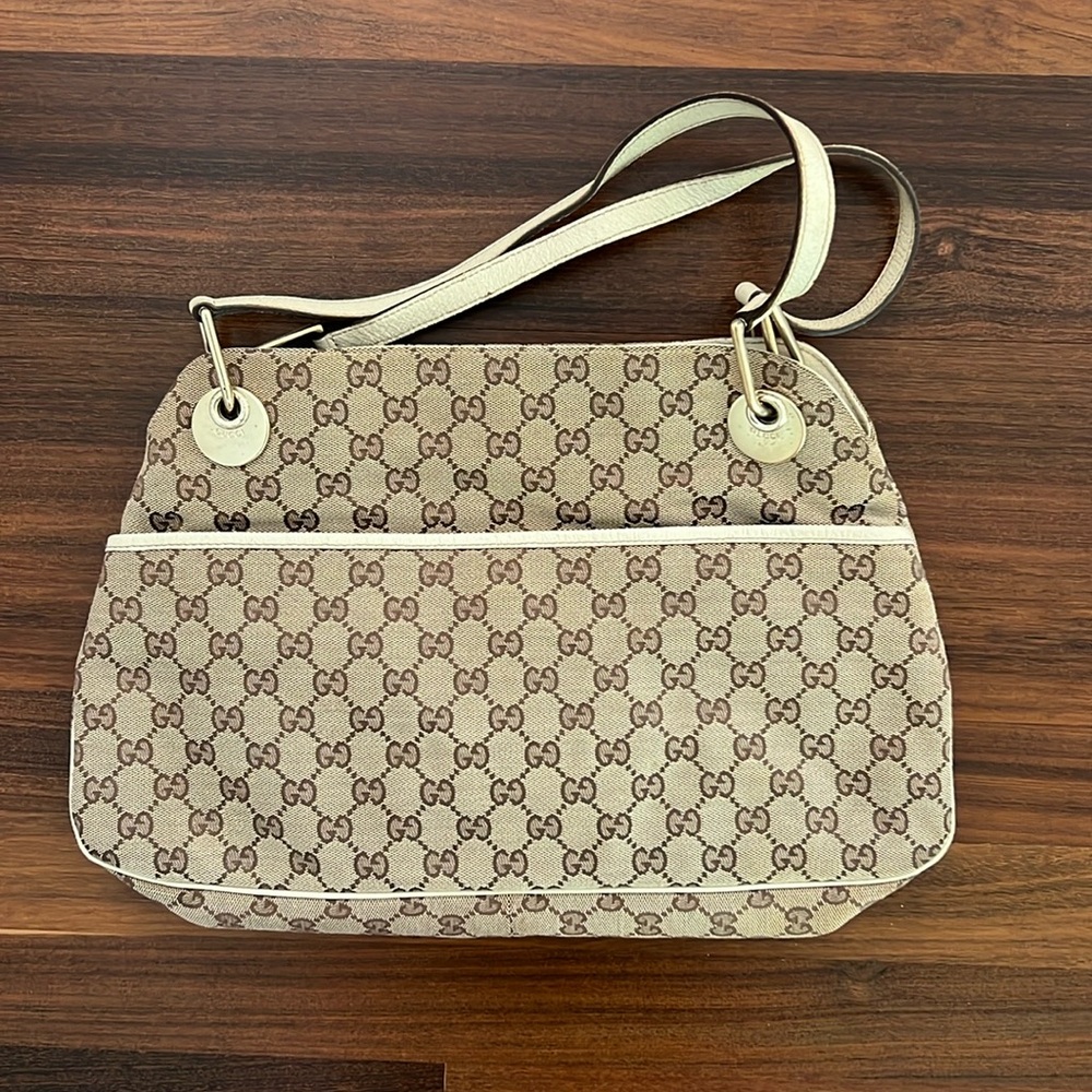 Gucci Vintage Bag in Good Condition